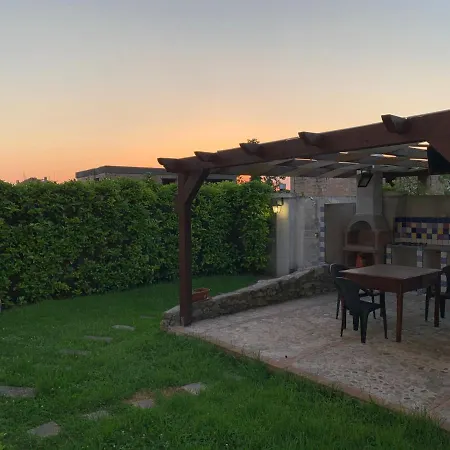 Villagus Bed & Breakfast 3*