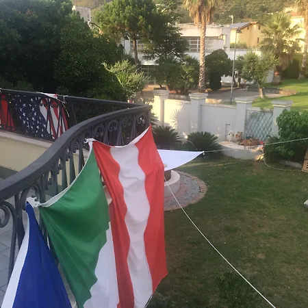 Villagus ベッド・アンド・ブレックファスト プラーイア・ア・マーレ