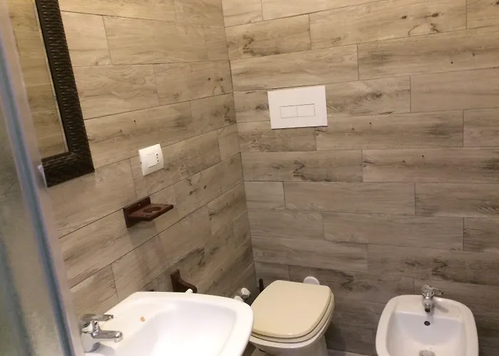 לינה וארוחת בוקר Villagus פראייה א מארה